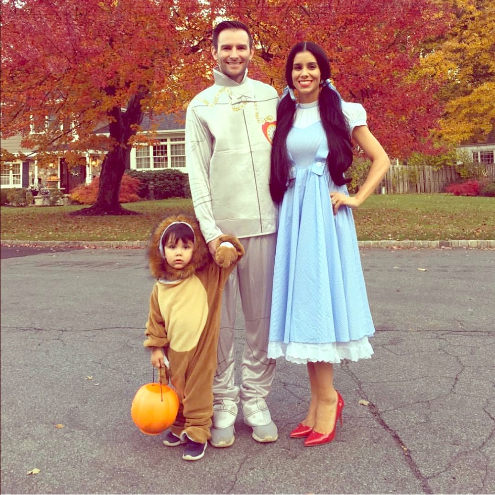 Dorthy Halloween costume from wizard of OZ